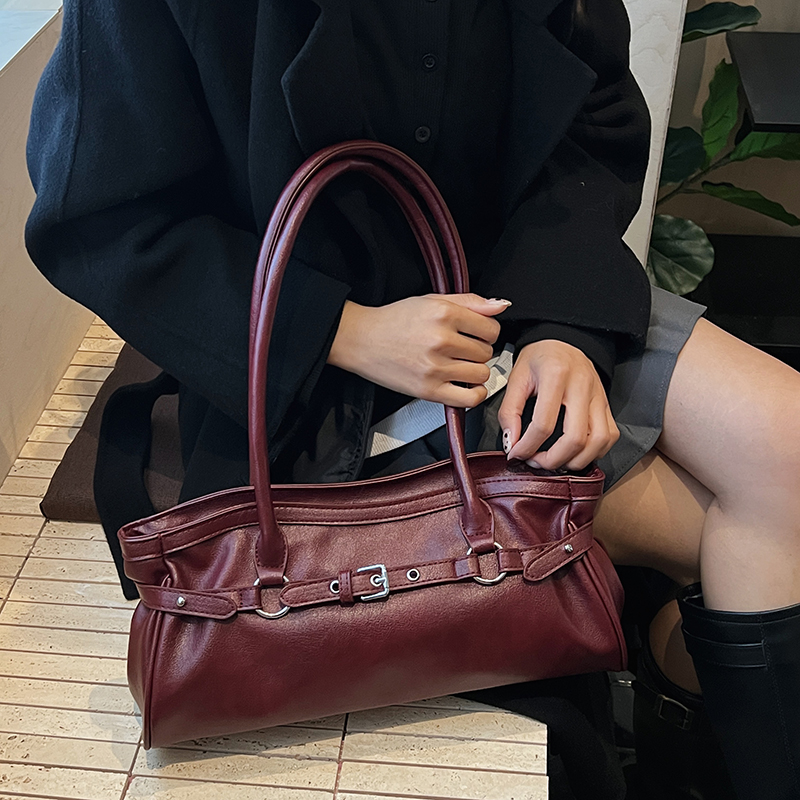 LEFTSIDE 2025 Nowa Damska Czer – Leatherwork Ideas recenzja i cena
